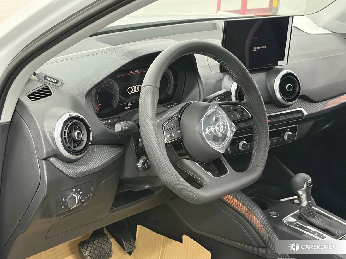 Audi Q2L 2025 Белый из Китая, фото 5