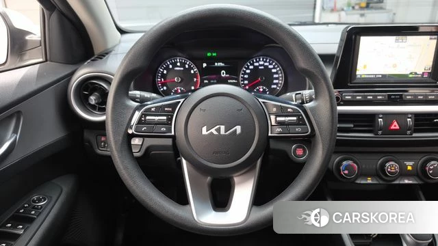 Kia The New K3 2nd generation 2022 Белый из Кореи, фото 5