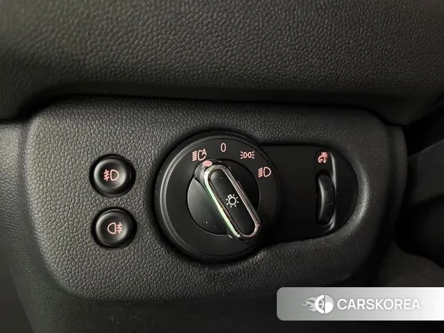 Mini Cooper Clubman 2019 Темно-зеленый из Кореи, фото 5