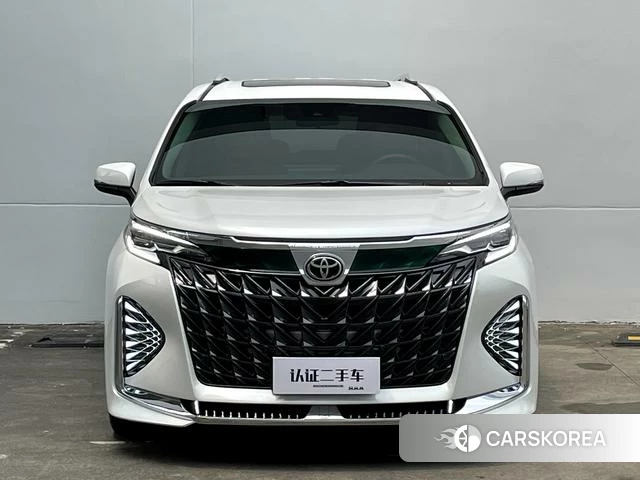Toyota Saina 2026 Белый из Китая, фото 5