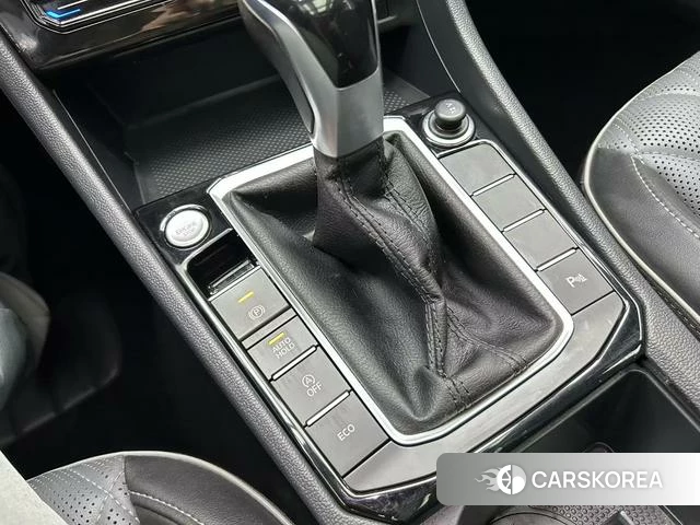 Volkswagen Sagitar 2022 Серебристо-серый из Китая, фото 5