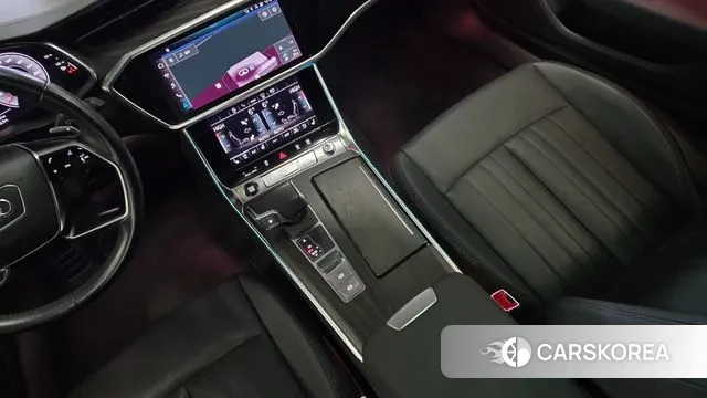 Audi A6 (C8) 2021 Черный из Кореи, фото 5