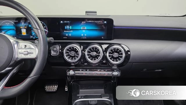 Mercedes-Benz A-Class W177 2022 Белый из Кореи, фото 5