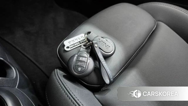 Mini Cooper 2024 Коричневый из Кореи, фото 5