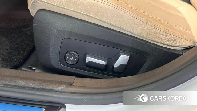 BMW 3 Series (G20) 2022 Белый из Кореи, фото 5