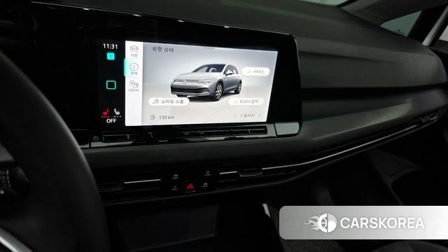 Volkswagen Golf 8th Generation 2024 Белый из Кореи, фото 5