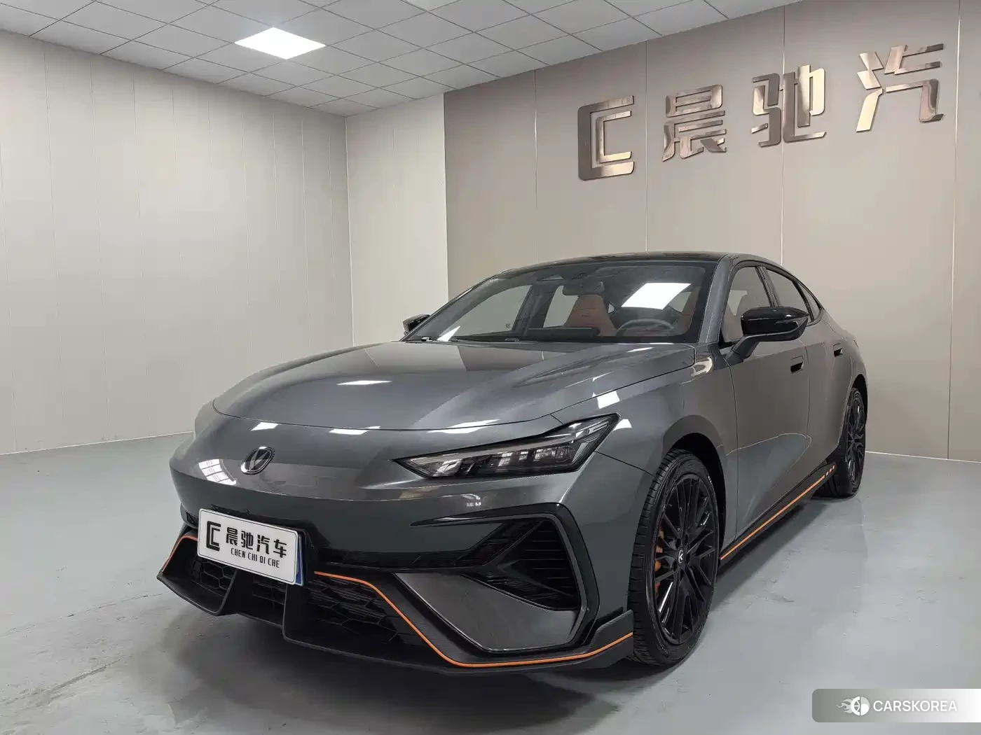 Chang'an UNI-V 2025 Silver/gray из Китая, фото 5