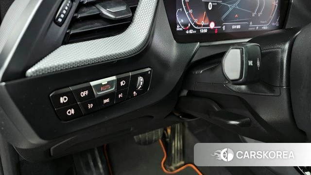 BMW 1 Series (F40) 2021 Черный из Кореи, фото 5