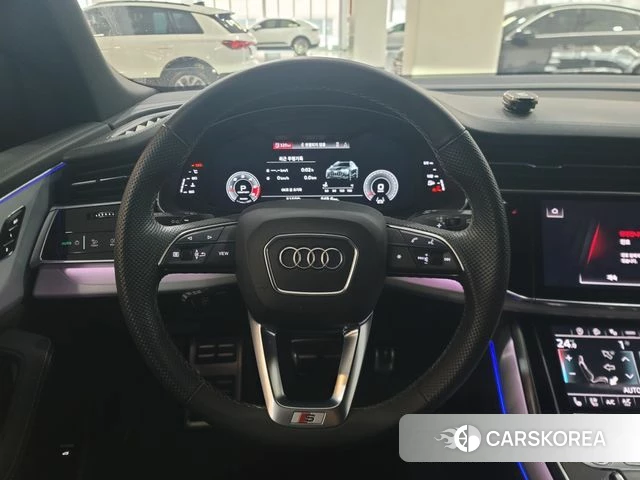 Audi Q8 (4M) 2021 Серебряный из Кореи, фото 5
