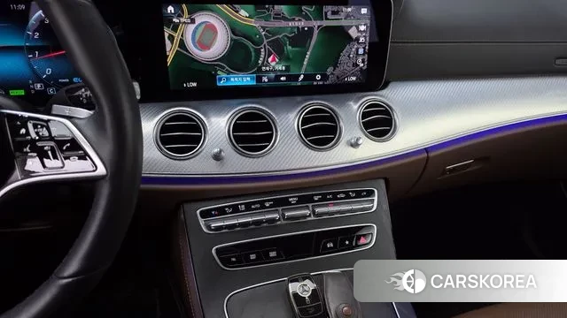 Mercedes-Benz E-Class W213 2021 Черный из Кореи, фото 5