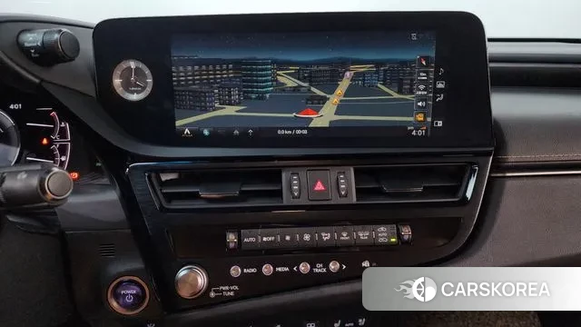 Lexus ES300h 7th generation 2021 Белый из Кореи, фото 5