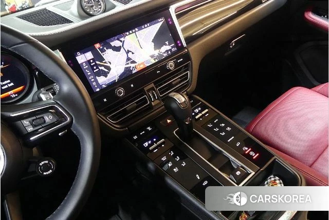 Porsche Macan 2024 Серебристо-серый из Кореи, фото 5