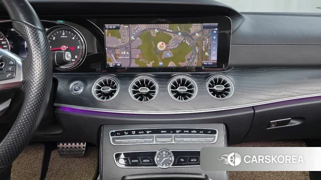 Mercedes-Benz E-Class W213 2018 Белый из Кореи, фото 5