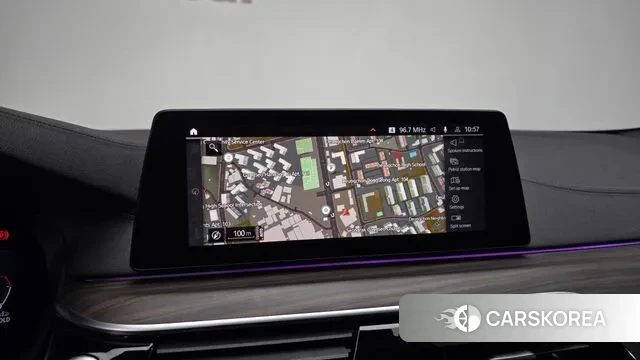 BMW 5 Series (G30) 2020 Серебристо-серый из Кореи, фото 5