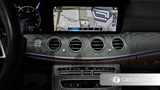 Mercedes-Benz E-Class W213 2023 Серый из Кореи, фото 5