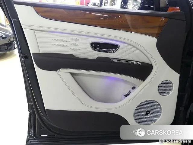 Bentley Bentayga 2024 Темно-зеленый из Кореи, фото 5