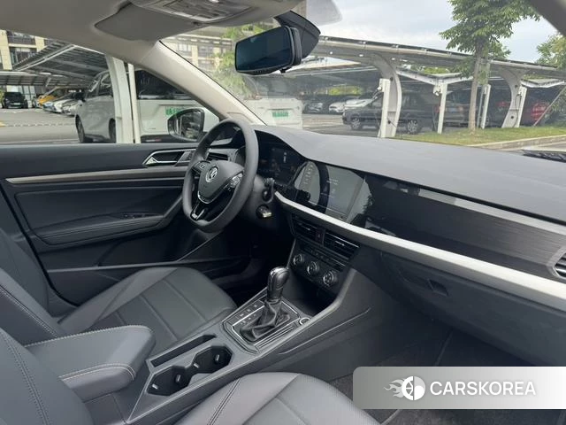 Volkswagen Lavida 2021 Белый из Китая, фото 5