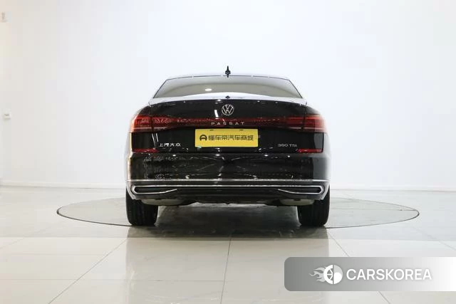Volkswagen Passat 2025 Черный из Китая, фото 5