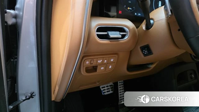 Hyundai Palisade (LX3) 2025 Серебристо-серый из Кореи, фото 5