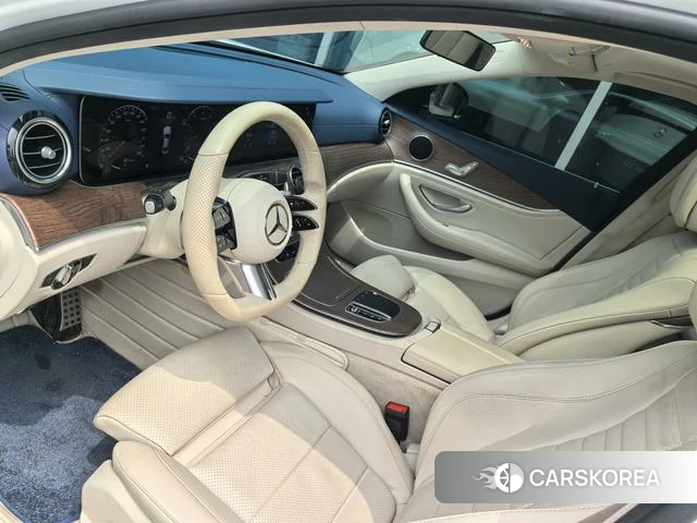 Mercedes-Benz E-class 2022 Белый из Китая, фото 5