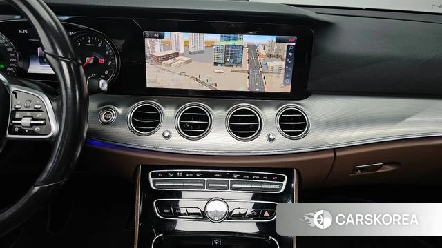 Mercedes-Benz E-Class W213 2019 Белый из Кореи, фото 4
