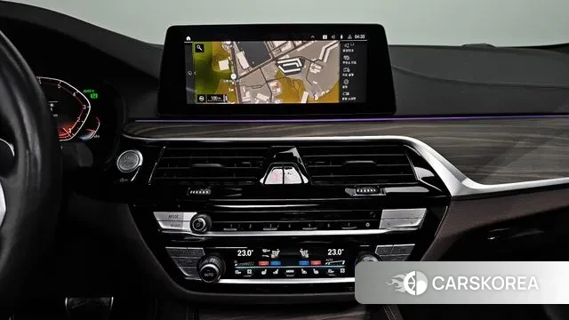 BMW 5 Series (G30) 2019 Серый из Кореи, фото 5