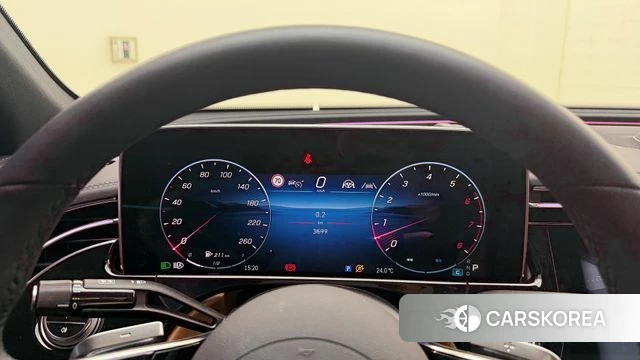 Mercedes-Benz E-Class W214 2025 Белый из Кореи, фото 5