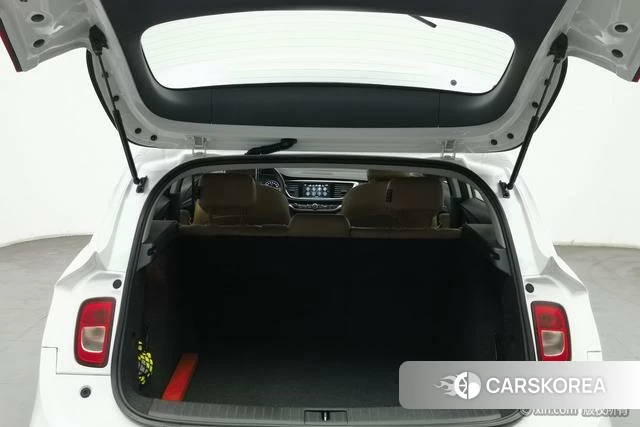 Buick Yuelang 2019 Белый из Китая, фото 5
