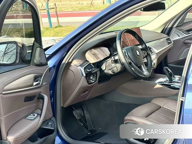 BMW 5 series 2021 Синий из Китая, фото 5