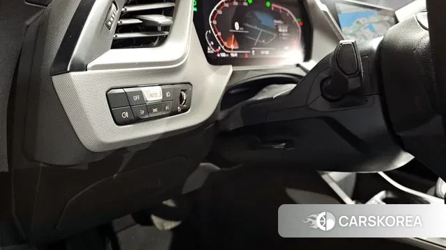 BMW 1 Series (F40) 2020 Черный из Кореи, фото 5