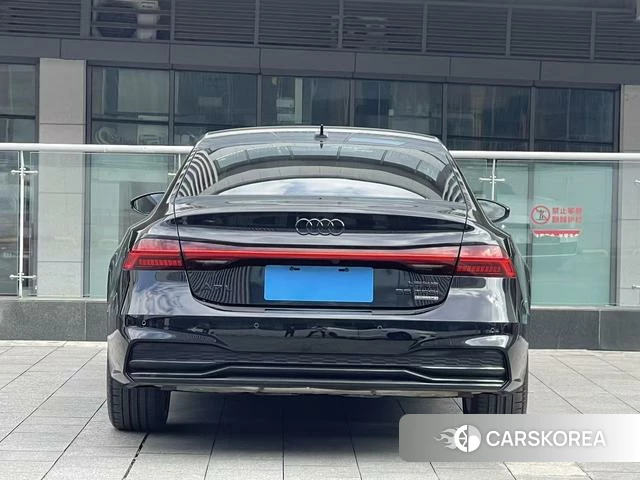 Audi A7L 2024 Черный из Китая, фото 5