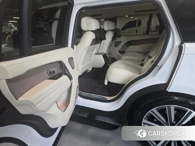 Land Rover Range Rover 5th Generation 2024 Белый из Кореи, фото 5