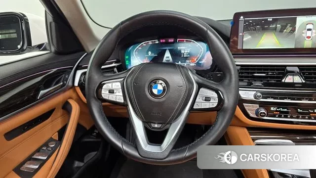 BMW 5 Series (G30) 2023 Белый из Кореи, фото 5