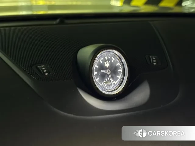 Maserati Levante 2019 Белый из Кореи, фото 5