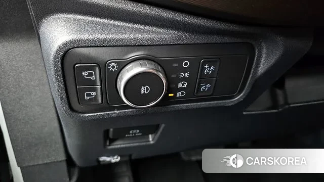 Ford Bronco 6th Generation 2022 Серебристо-серый из Кореи, фото 5