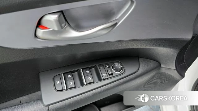 Kia The New K3 2nd generation 2021 Белый из Кореи, фото 5
