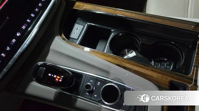 Cadillac Escalade 5th Generation 2023 Черный из Кореи, фото 5