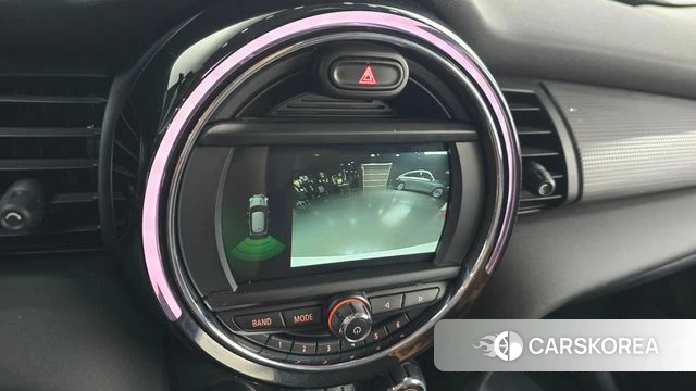 Mini Cooper 2018 Жемчужный цвет из Кореи, фото 5