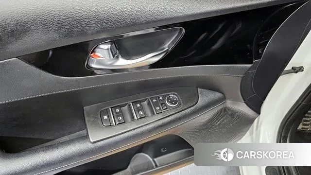 Kia The New K3 2nd generation 2023 Белый из Кореи, фото 5