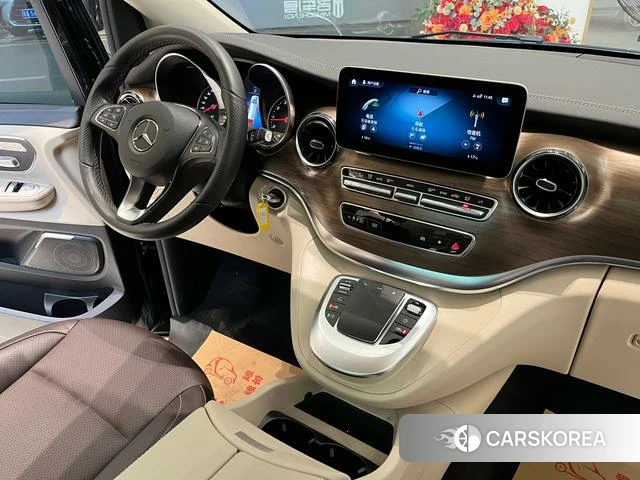 Mercedes-Benz V-class 2022 Черный из Китая, фото 5