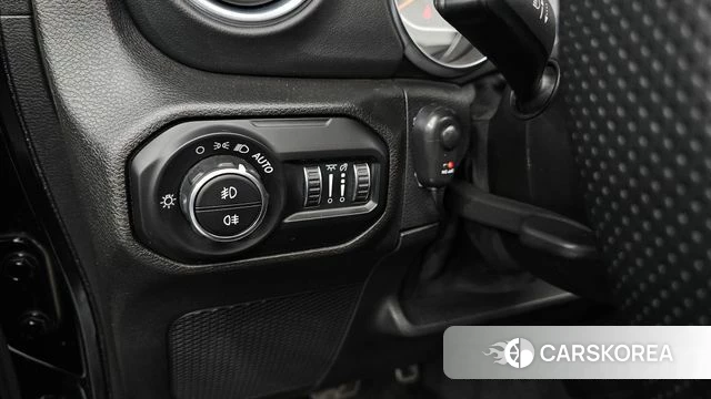 Jeep Wrangler (JL) 2021 Черный из Кореи, фото 5