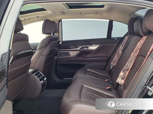 BMW 7 series 2021 Черный из Китая, фото 5