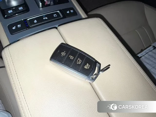 Genesis G80 2018 Черный из Кореи, фото 5
