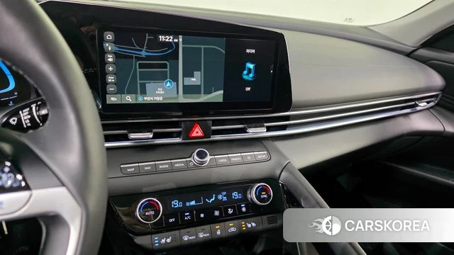 Hyundai The New Avante (CN7) 2025 Серебристо-серый из Кореи, фото 5