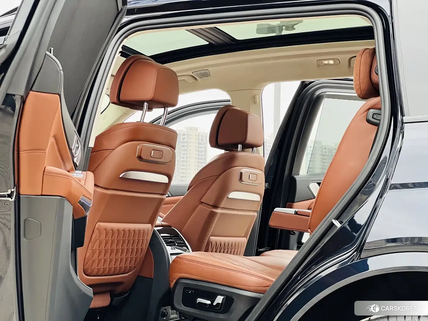 BMW X7 2023 Черный из Китая, фото 6