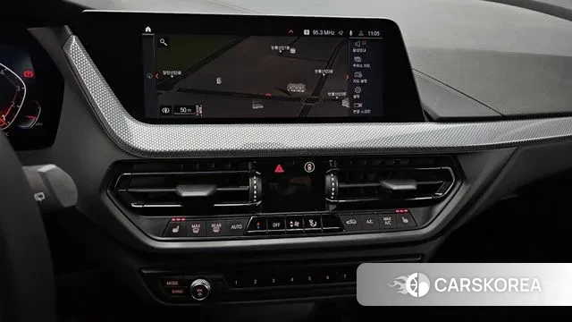 BMW 1 Series (F40) 2021 Белый из Кореи, фото 5