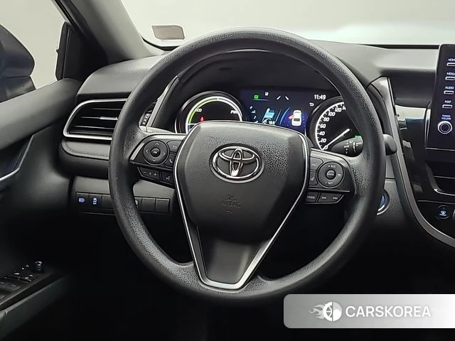 Toyota Camry (XV70) 2022 Серый из Кореи, фото 5