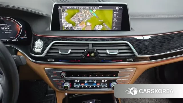 BMW 7 Series (G11) 2021 Черный из Кореи, фото 5