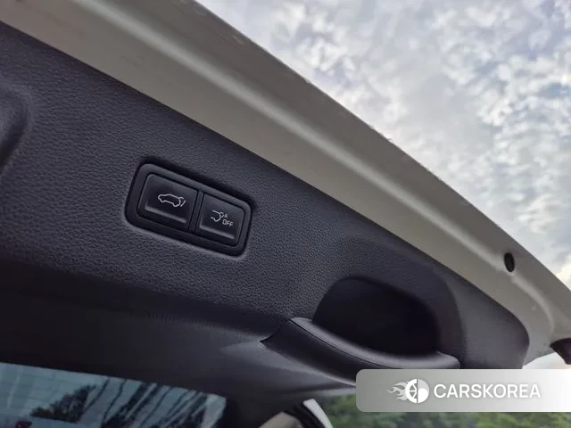 Kia Carnival 4th generation 2023 Белый из Кореи, фото 5