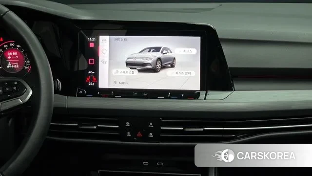 Volkswagen Golf 8th Generation 2022 Белый из Кореи, фото 5